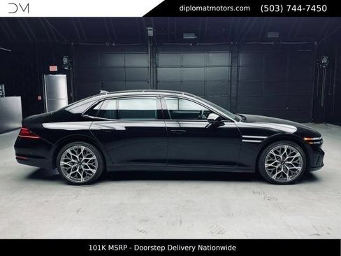 Used 2025 Genesis G90 3.5T AWD/4WD image 7