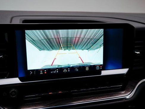 Used 2024 Chevrolet Silverado 1500 LTZ image 28