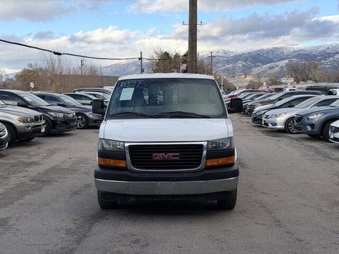Used 2017 GMC Savana 2500 image 1