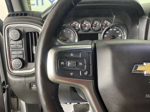 Used 2021 Chevrolet Silverado 1500 LT image 15