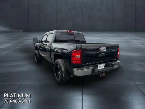 Used 2010 Chevrolet Silverado 1500 LTZ w/ Convenience Package image 6