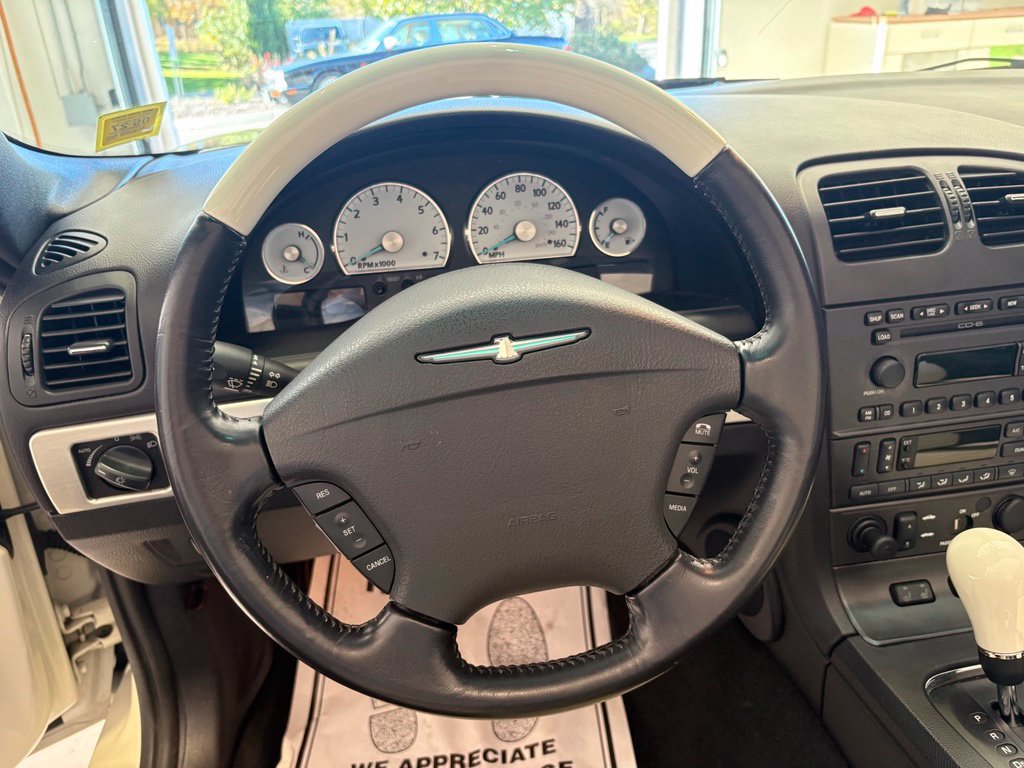Used 2003 Ford Thunderbird RWD image 14