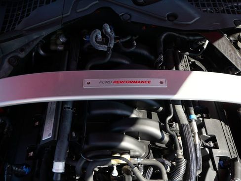 Certified 2020 Ford Mustang Shelby GT350 w/ Technology Package image 21