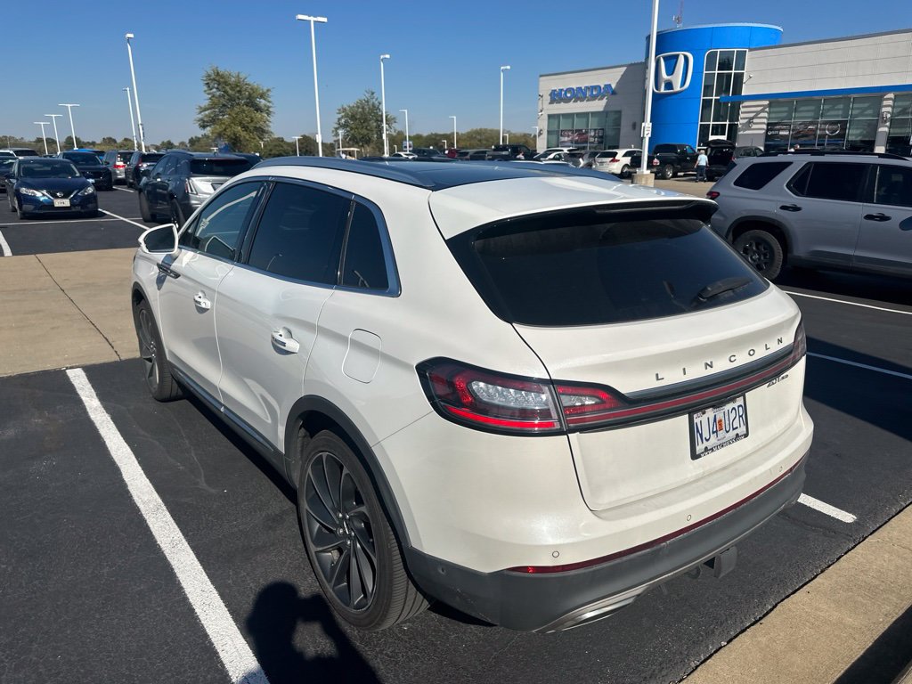 Used 2020 Lincoln Nautilus Reserve w/ Equipment Group 202A AWD/4WD image 2