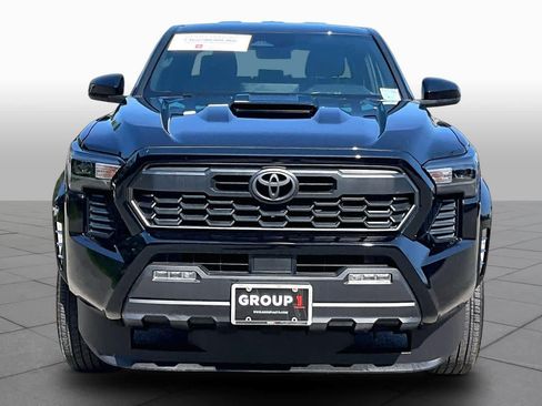 Certified 2025 Toyota Tacoma TRD Sport AWD/4WD image 4