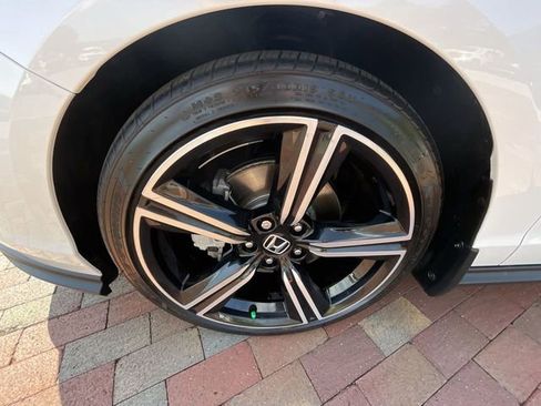 Certified 2024 Honda Accord Sport image 25