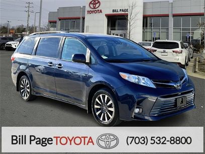 Used 2018 Toyota Sienna XLE w/ XLE Navigation Package