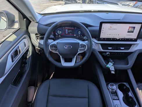 New 2026 Ford Explorer Active w/ Active Comfort Package image 21