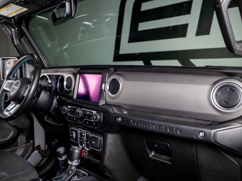 Used 2022 Jeep Wrangler Unlimited Rubicon 4xe w/ Cold Weather Group image 21