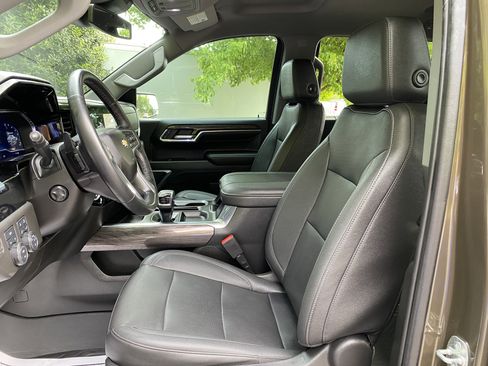 Used 2023 Chevrolet Silverado 1500 LTZ image 16