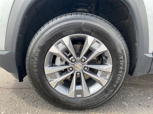 Certified 2026 Chevrolet Equinox LT w/ Convenience Package II FWD image 22