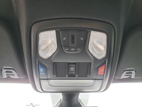 Used 2024 RAM 1500 Big Horn image 27