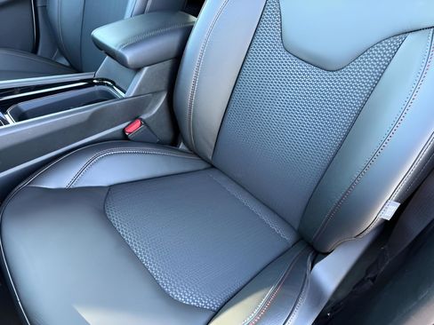 New 2026 Jeep Compass Trailhawk w/ Sun, Sound & Navigation Group image 30