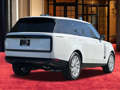 New 2026 Land Rover Range Rover Long Wheelbase SE AWD/4WD image 7