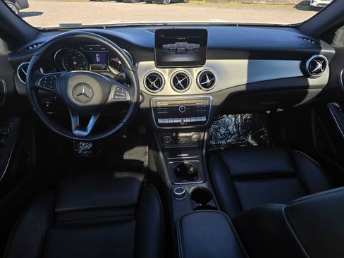 Used 2019 Mercedes-Benz GLA 250 4MATIC image 20