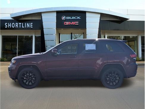Used 2022 Jeep Grand Cherokee Laredo X AWD/4WD image 6