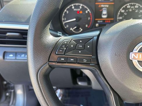 Used 2025 Nissan Altima 2.5 S FWD image 19