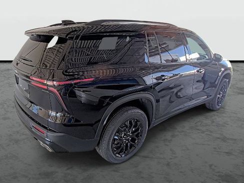 New 2026 Chevrolet Traverse LT image 14