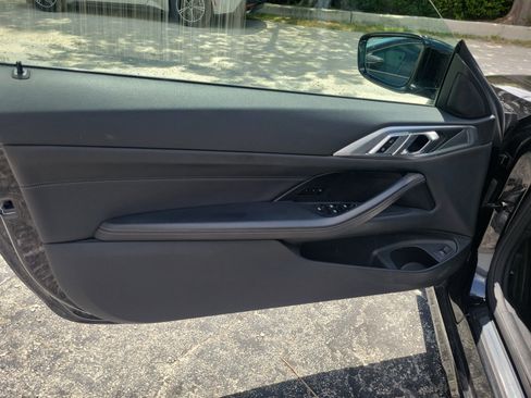 Used 2025 BMW 430i Convertible w/ Premium Package RWD image 15