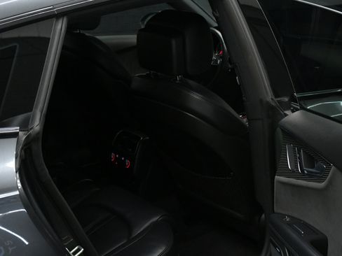 Used 2017 Audi RS 7 Performance w/ Driver Assistance Package image 39