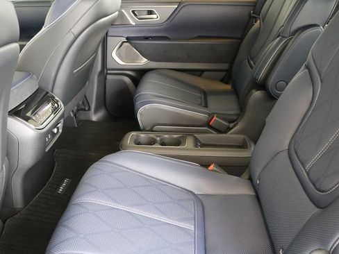 New 2026 INFINITI QX80 4WD image 24