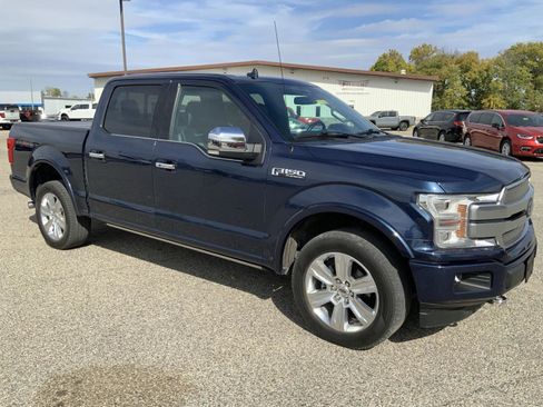 Used 2020 Ford F150 Platinum w/ Equipment Group 701A Luxury image 2