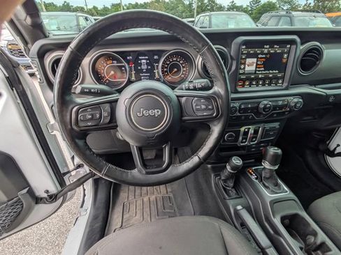 Used 2023 Jeep Wrangler Sport AWD/4WD image 11