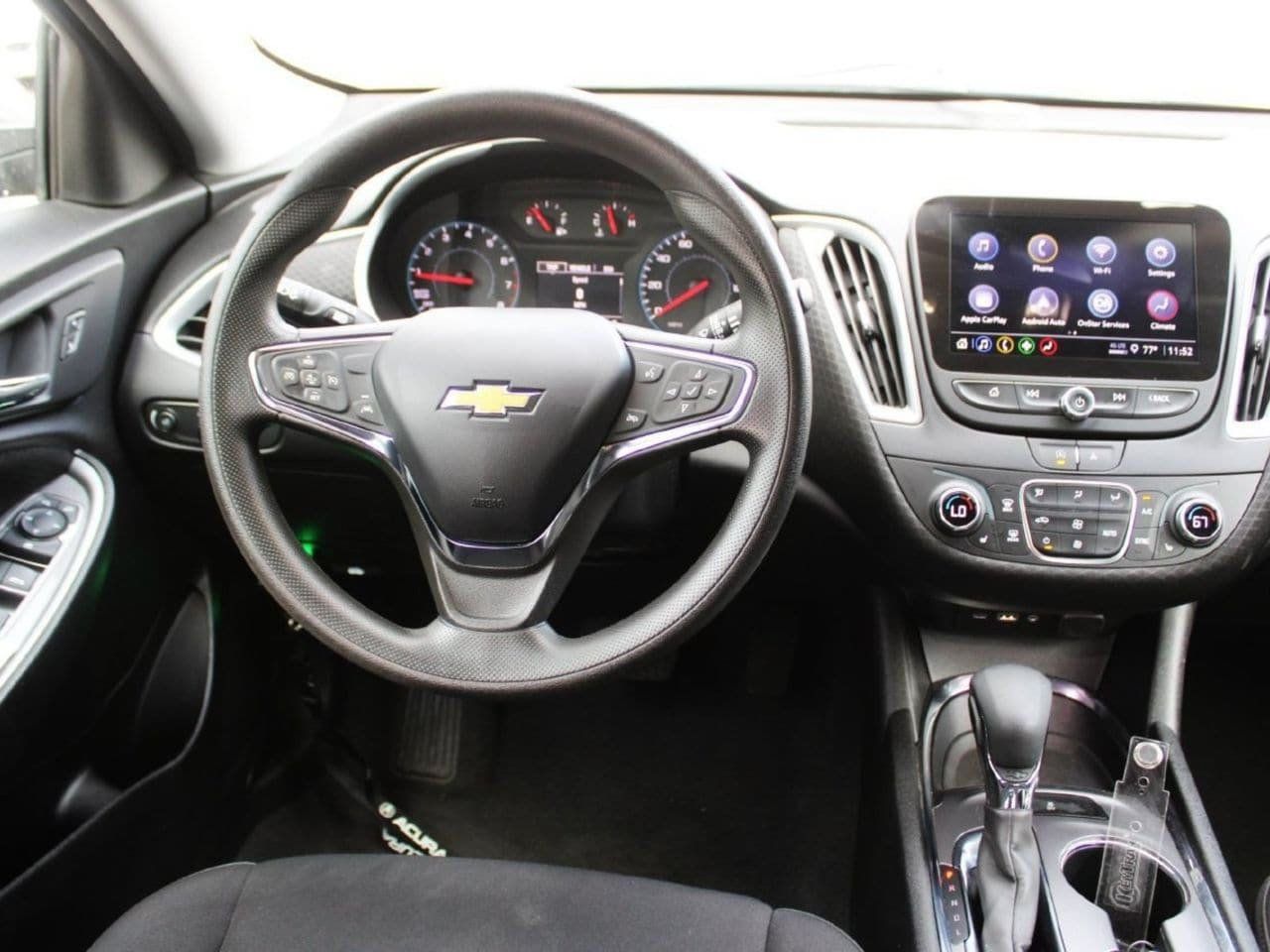 Used 2023 Chevrolet Malibu LT FWD image 16