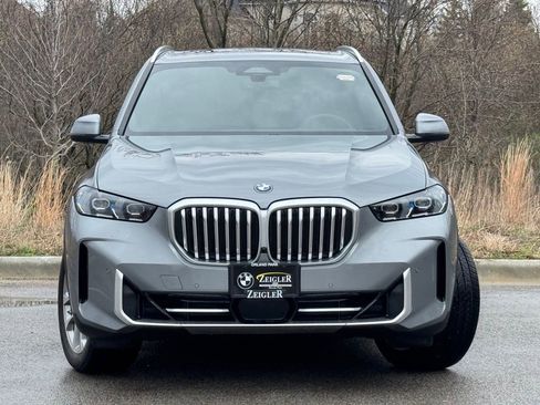 Used 2025 BMW X5 xDrive40i w/ Climate Comfort Package image 2