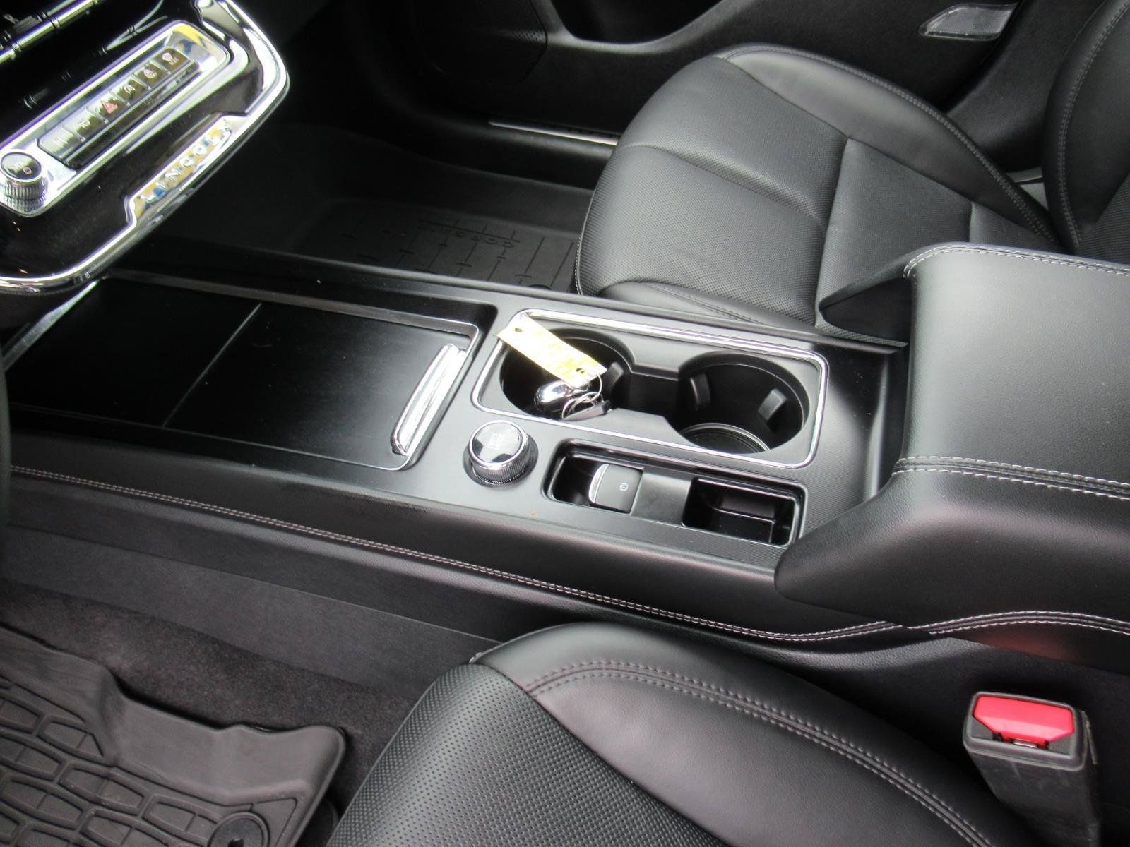 Used 2023 Lincoln Corsair Reserve FWD image 17