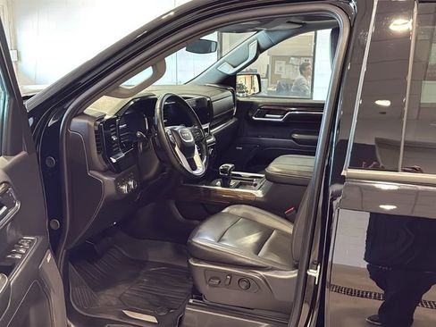 Used 2024 GMC Sierra 1500 Elevation w/ Elevation Premium Package AWD/4WD image 22