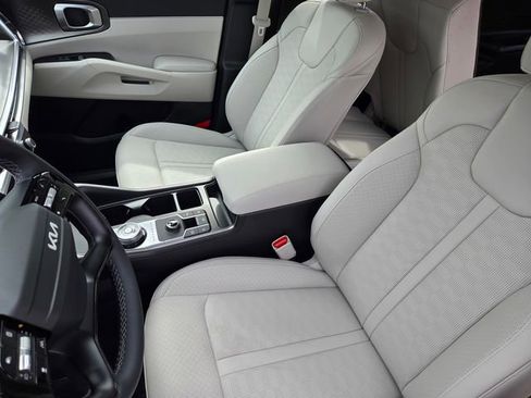 New 2026 Kia Sorento EX FWD image 17