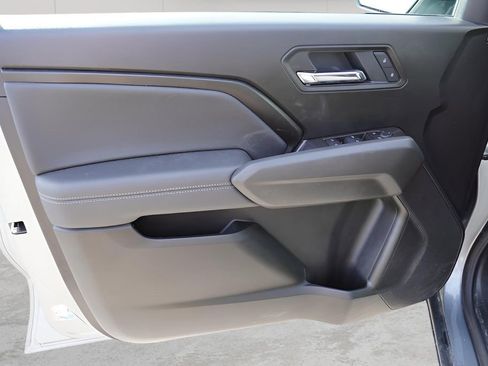 Used 2025 GMC Canyon Elevation w/ Convenience Package image 14