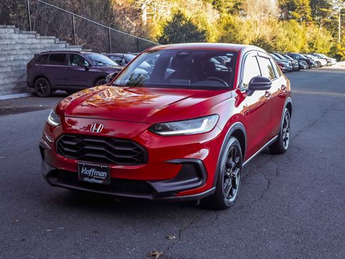 Used 2023 Honda HR-V Sport image 11