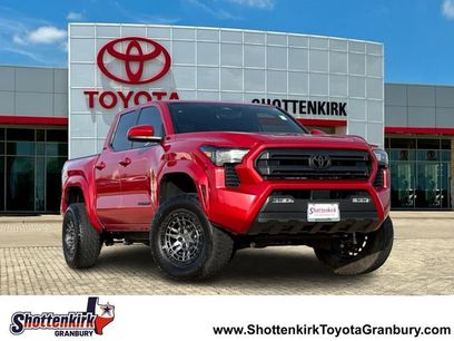 Used 2025 Toyota Tacoma SR5