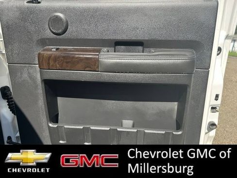 Used 2016 Ford F250 Platinum w/ Platinum Package AWD/4WD image 31