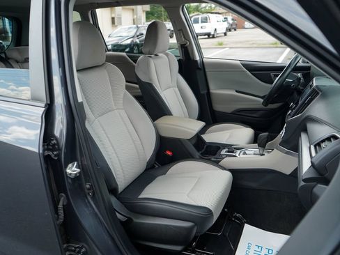 Used 2023 Subaru Forester Premium AWD/4WD image 13
