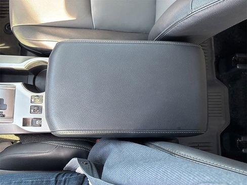 Used 2023 Toyota 4Runner SR5 Premium image 12