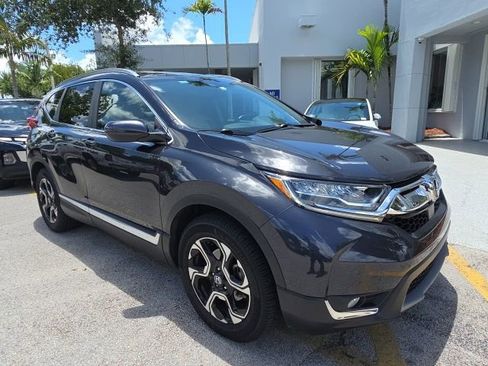 Used 2018 Honda CR-V Touring image 3