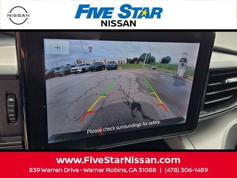 Used 2023 Ford Explorer XLT RWD image 21