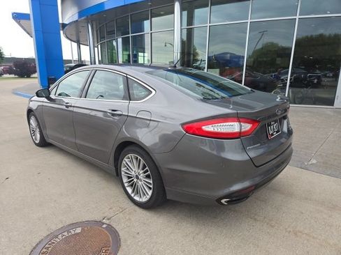 Used 2014 Ford Fusion SE w/ Equipment Group 202A FWD image 7
