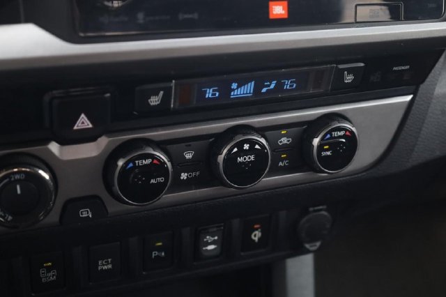 Used 2017 Toyota Tacoma Limited w/ Tow Package AWD/4WD image 17