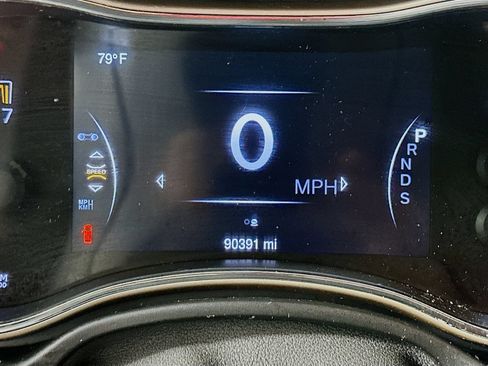 Used 2014 Jeep Grand Cherokee Limited w/ Trailer Tow Group IV AWD/4WD image 12