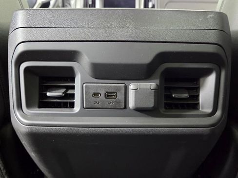 Used 2021 Chevrolet Silverado 1500 LT Trail Boss image 28