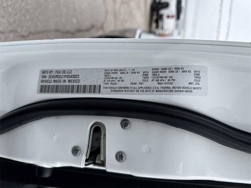 Used 2023 RAM 2500 Big Horn w/ Level 1 Equipment Group image 31