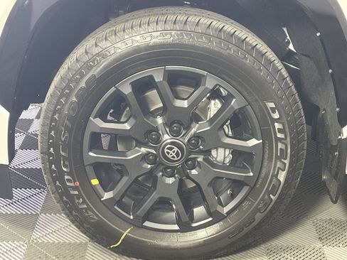New 2026 Toyota Sequoia Platinum AWD/4WD image 9