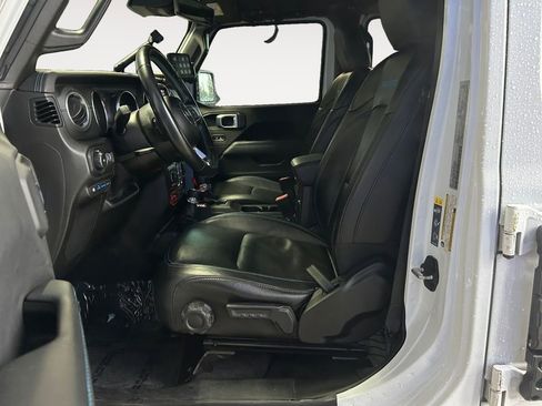 Used 2021 Jeep Wrangler Unlimited Rubicon 4xe w/ Steel Bumper Group image 15