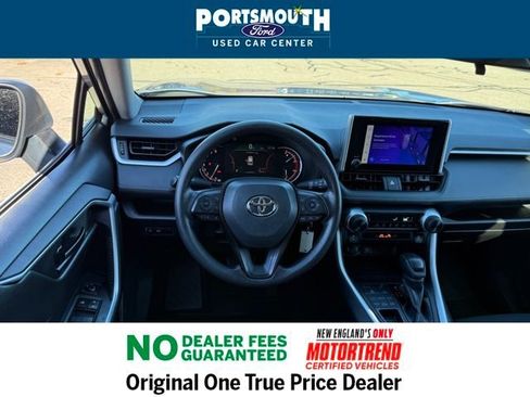 Used 2023 Toyota RAV4 LE image 7