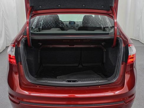 Used 2014 Ford Fiesta SE FWD image 11