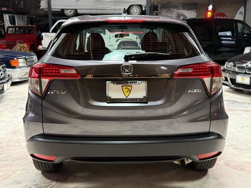 Used 2022 Honda HR-V LX image 5